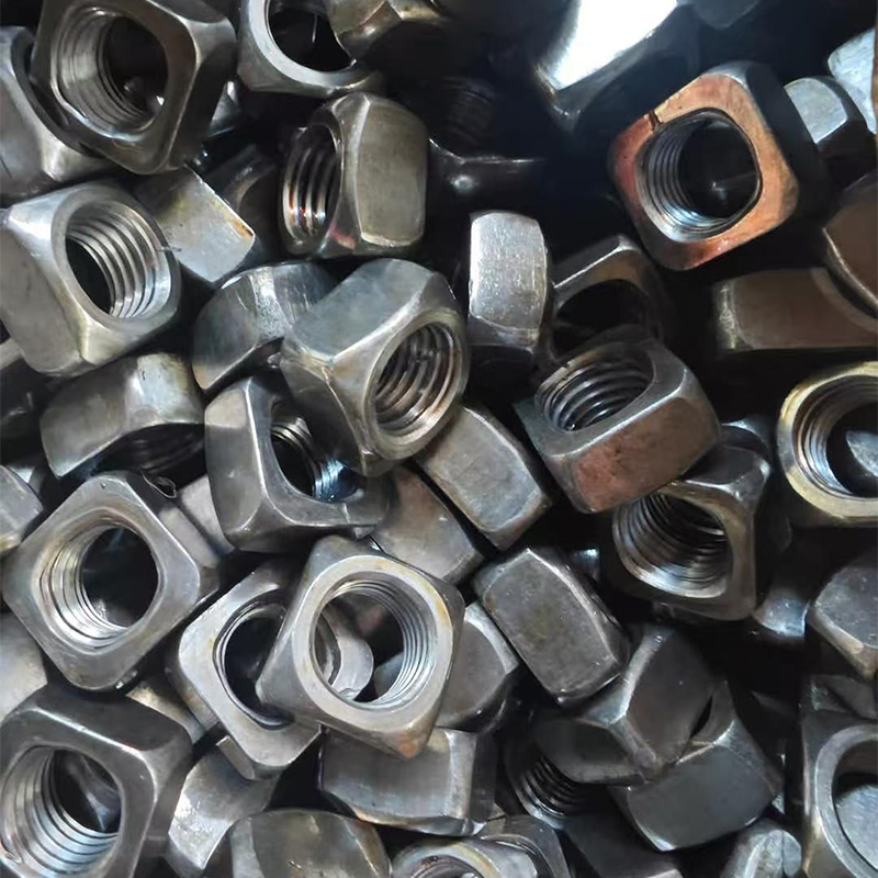 Accesorios eléctricos de tuerca cuadrada de acero al carbono
