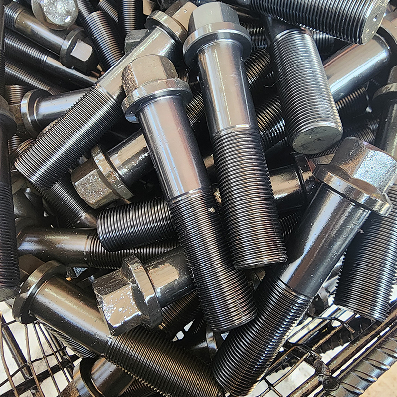 Pernos de brida de culata negros de grado 8,8 de acero al carbono M8 × 40