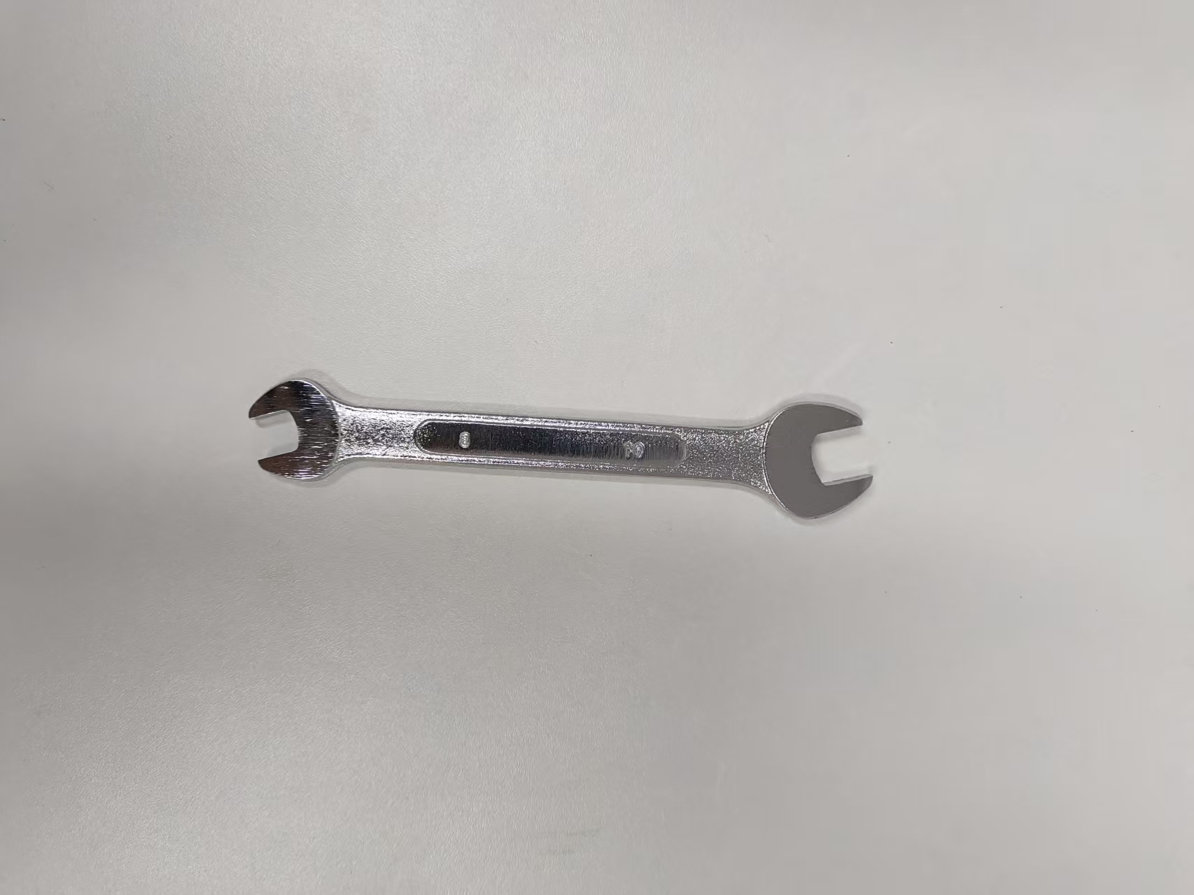 Llave de mano portátil de doble extremo abierto de acero con alto contenido de carbono de China para reparación de automóviles, soporte para procesamiento de muestras y dibujos personalizados Llave de mano portátil de doble extremo abierto de acero con alto contenido de carbono de China para reparación de automóviles, soporte para procesamiento de muestras y dibujos personalizados